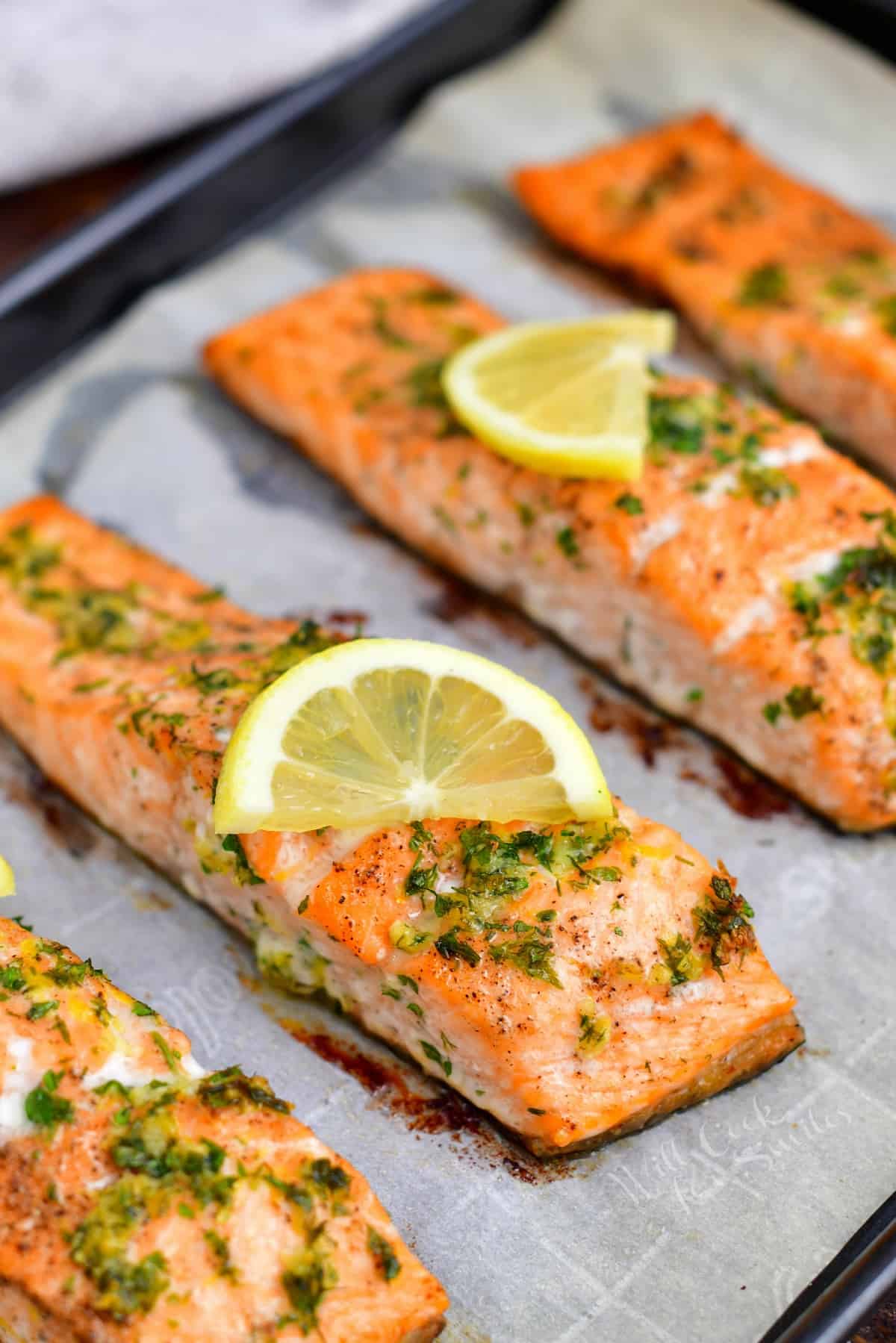 Healthy-Baked-Salmon-4